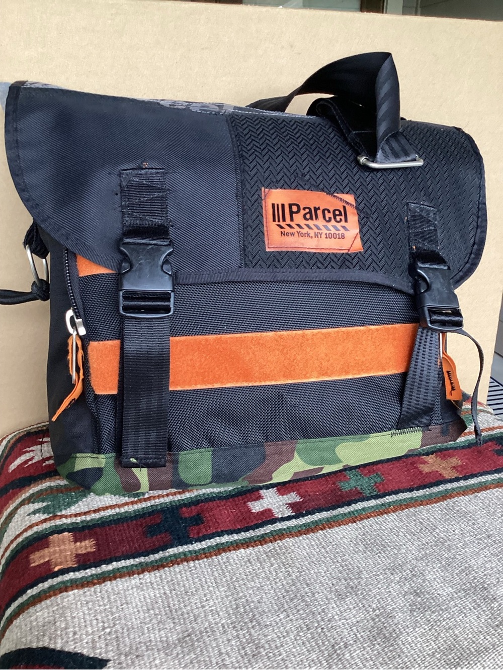 Parcel New York brown camo messenger bag rugged nylon commuter bag